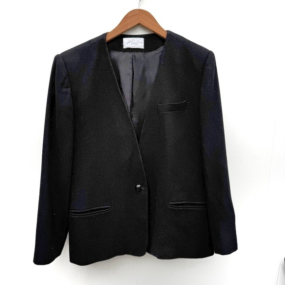 Lord & Taylor Elegant Black Women's Blazer size 12 - Picture 1 of 6